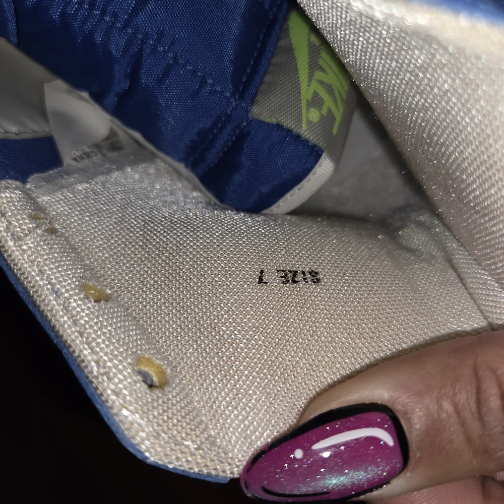 Nike Blue and Teal Women's Sneakers - Picture 7 of 8